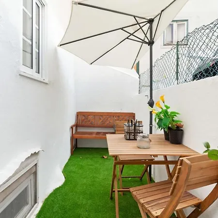 Amazing Studio With Terrace In St George Castle Appartement Lissabon
